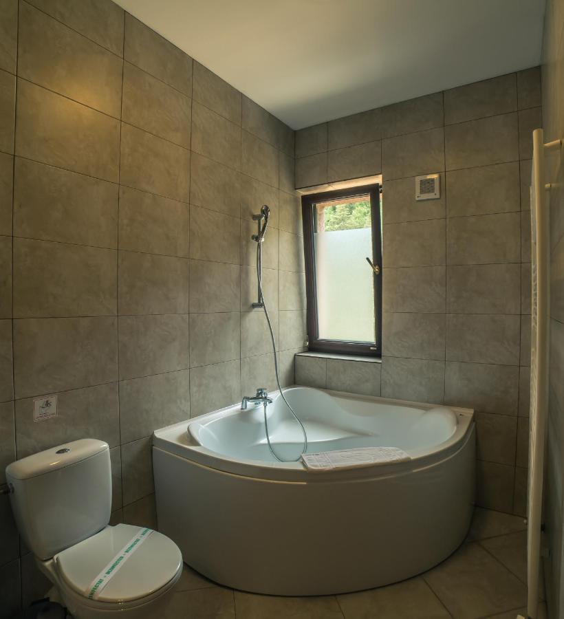 Pension Pantheon Poiana Brasov Luaran gambar