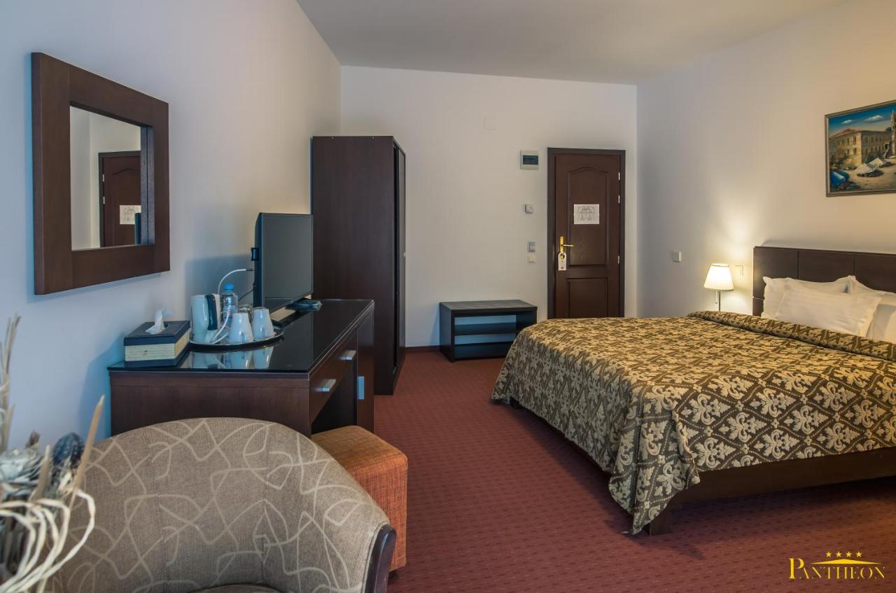 Pension Pantheon Poiana Brasov Luaran gambar