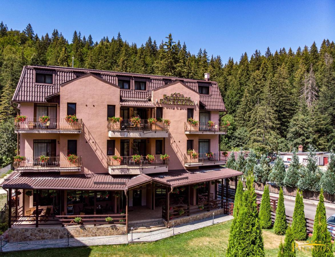Pension Pantheon Poiana Brasov Luaran gambar