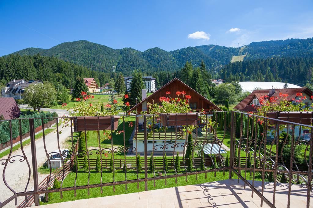 Pension Pantheon Poiana Brasov Luaran gambar